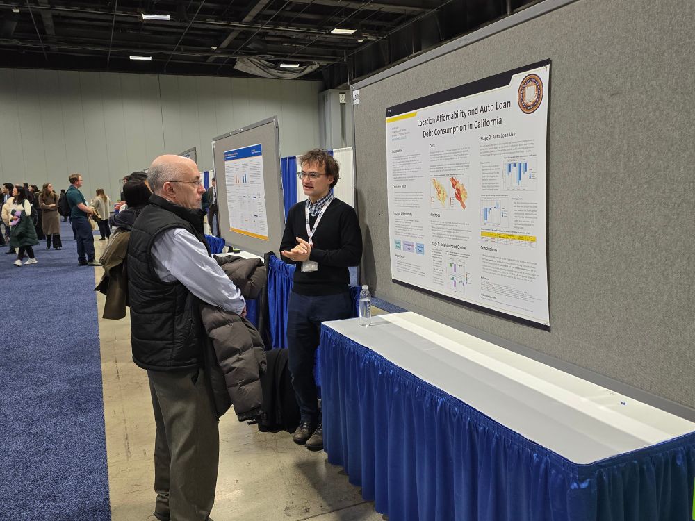 Alexander Ramiller presenting a poster