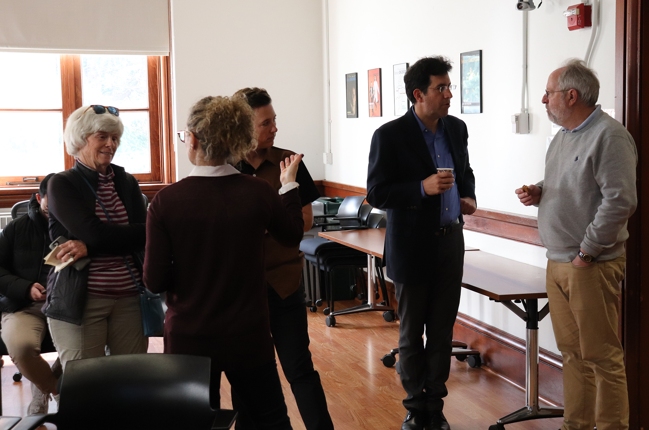 Lauren Bennett, Head of External Transportation Partnerships at Genentech, presented If you build it (and share it), they will ride. Behind the scenes of a mighty corporate commute network at the ITS Berkeley Transportation Seminar on February 10, 2023 Lauren Bennett, Head of External Transportation Partnerships at Genentech, presented If you build it (and share it), they will ride. Behind the scenes of a mighty corporate commute network at the ITS Berkeley Transportation Seminar on February 10, 2023