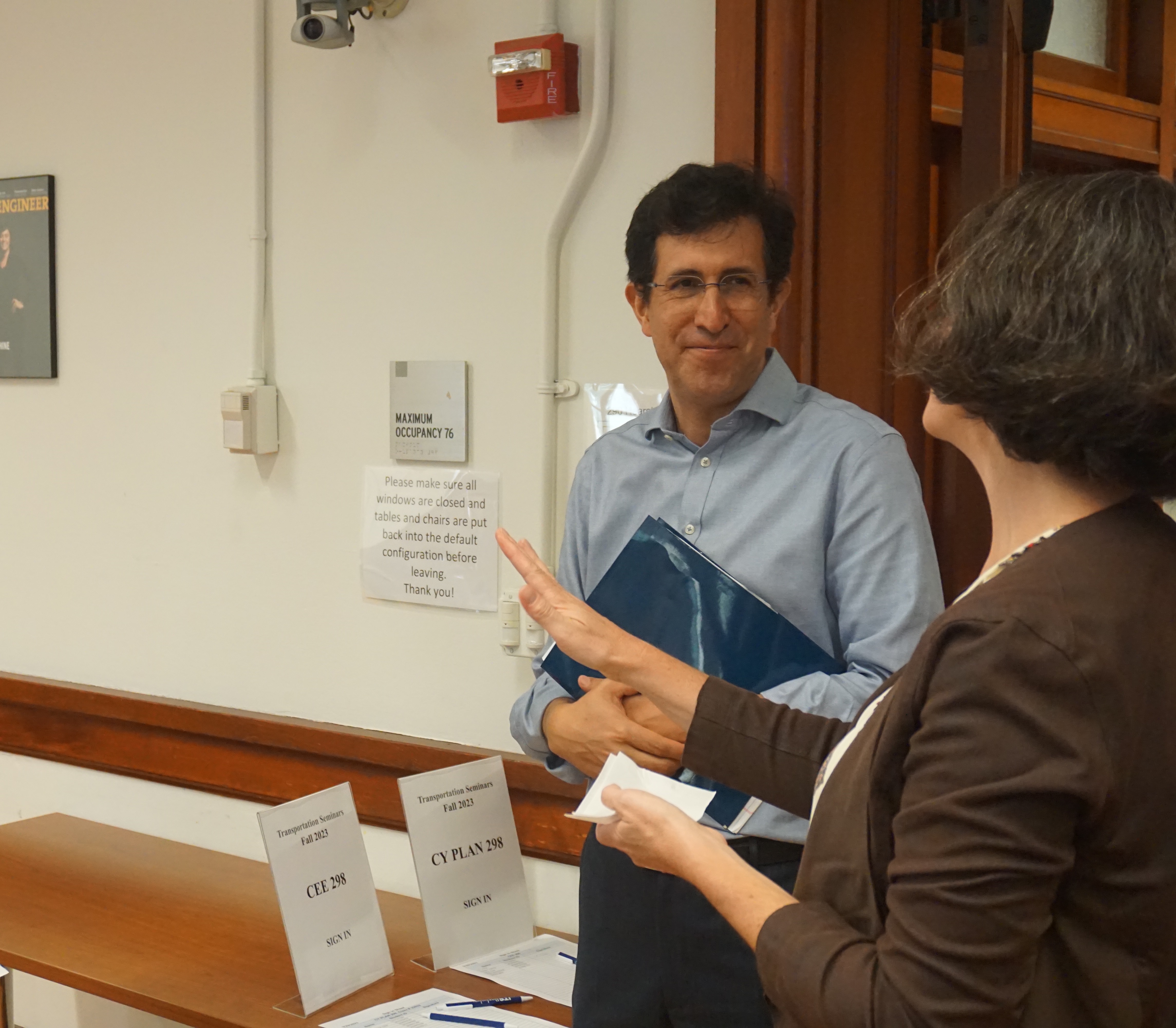 Andrea Broaddus, Transportation Policy Researcher, presents at the ITS Transportation Seminar Andrea Broaddus, Transportation Policy Researcher, presents at the ITS Transportation Seminar