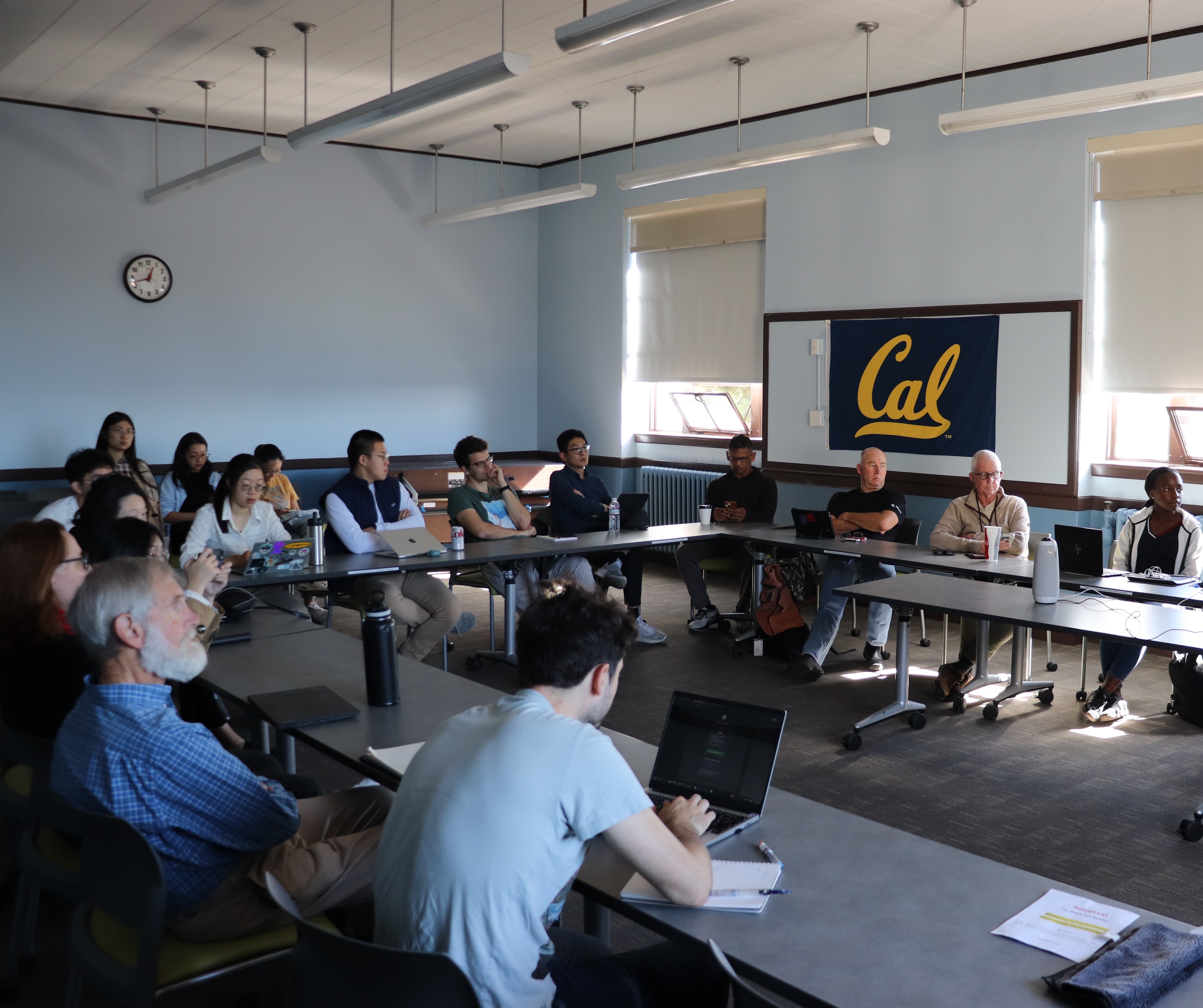 Kai Yang, Assistant Professor at the School of Vehicle and Mobility at Tsinghua University, presents at the ITS Transportation Seminar Kai Yang, Assistant Professor at the School of Vehicle and Mobility at Tsinghua University, presents at the ITS Transportation Seminar