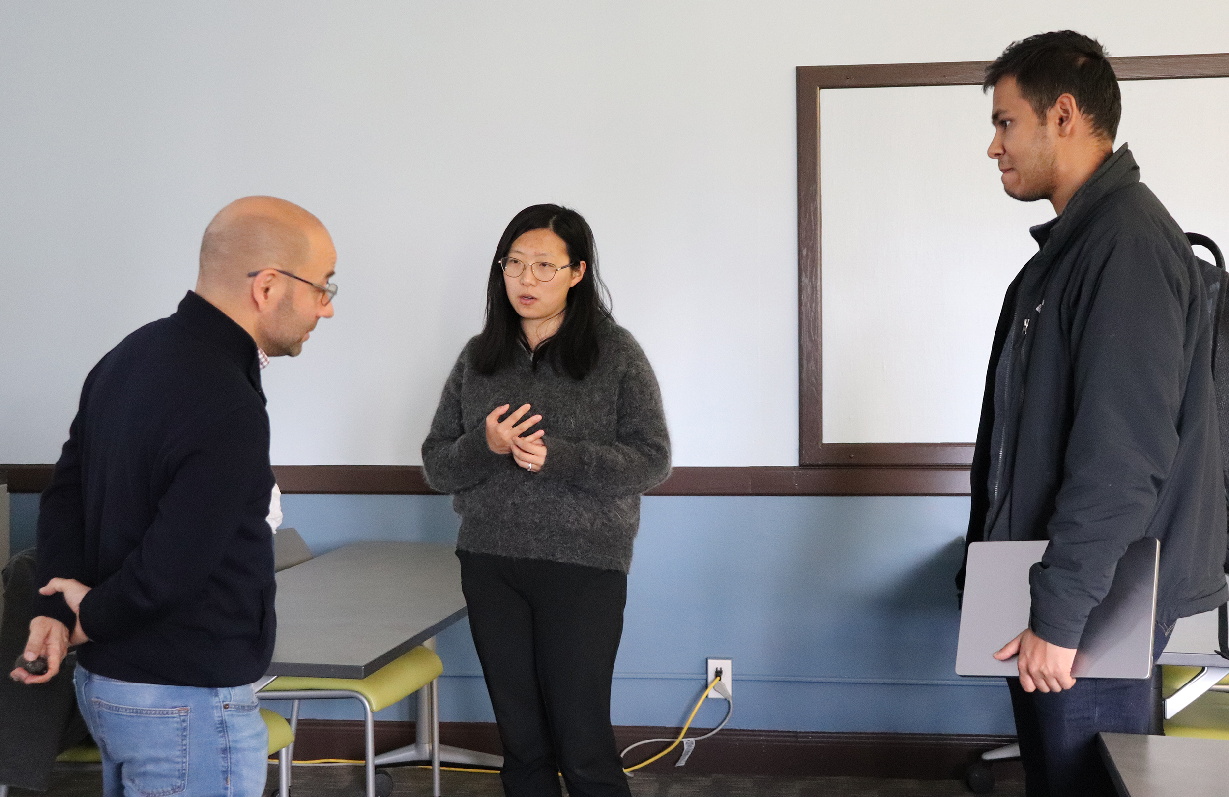 Ricardo de Castro, Ricardo de Castro, UC Merced Mechanical Engineering Assistant Professor, talks about Planning Evacuations of Communities with High Adoption of EVs Ricardo de Castro, Ricardo de Castro, UC Merced Mechanical Engineering Assistant Professor, talks about Planning Evacuations of Communities with High Adoption of EVs