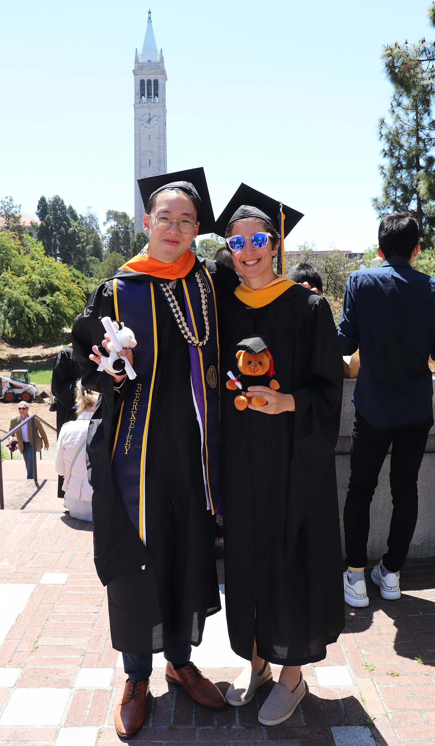 Newly minted Masters students celebrate Newly minted Masters students celebrate