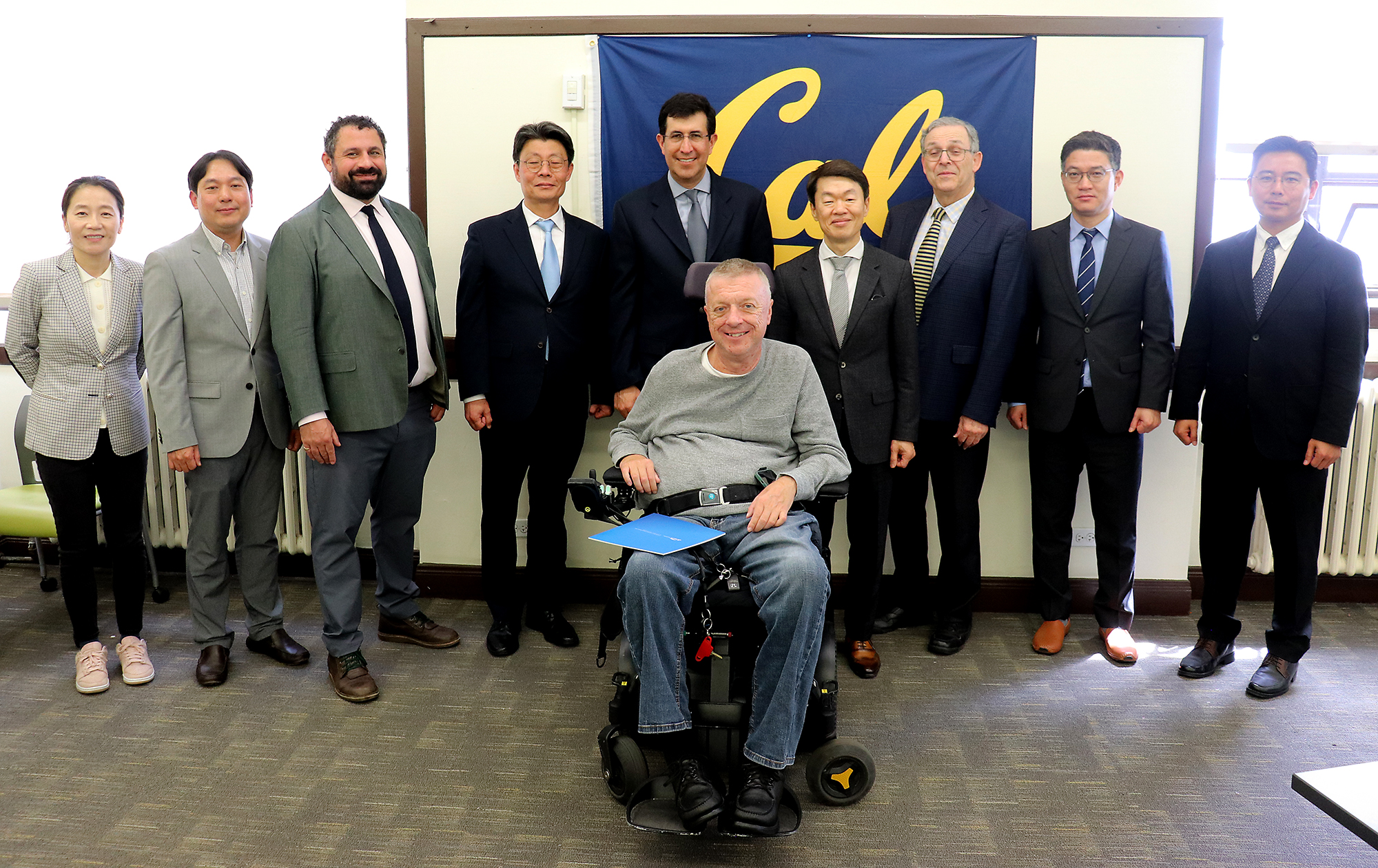 ITS Berkeley Director Daniel Rodriguez, PATH's James Fishelson, Steven Shladover, Alex Kurzhanskiy and Peggy Wang with KATECH President Mr. NA Seung Sik, Dr. Jae Yong PARK, Dr. You-Jun CHOI, Mr. Se Yeop KIM, and Mr. Jun Jang SUNG ITS Berkeley Director Daniel Rodriguez, PATH's James Fishelson, Steven Shladover, Alex Kurzhanskiy and Peggy Wang with KATECH President Mr. NA Seung Sik, Dr. Jae Yong PARK, Dr. You-Jun CHOI, Mr. Se Yeop KIM, and Mr. Jun Jang SUNG