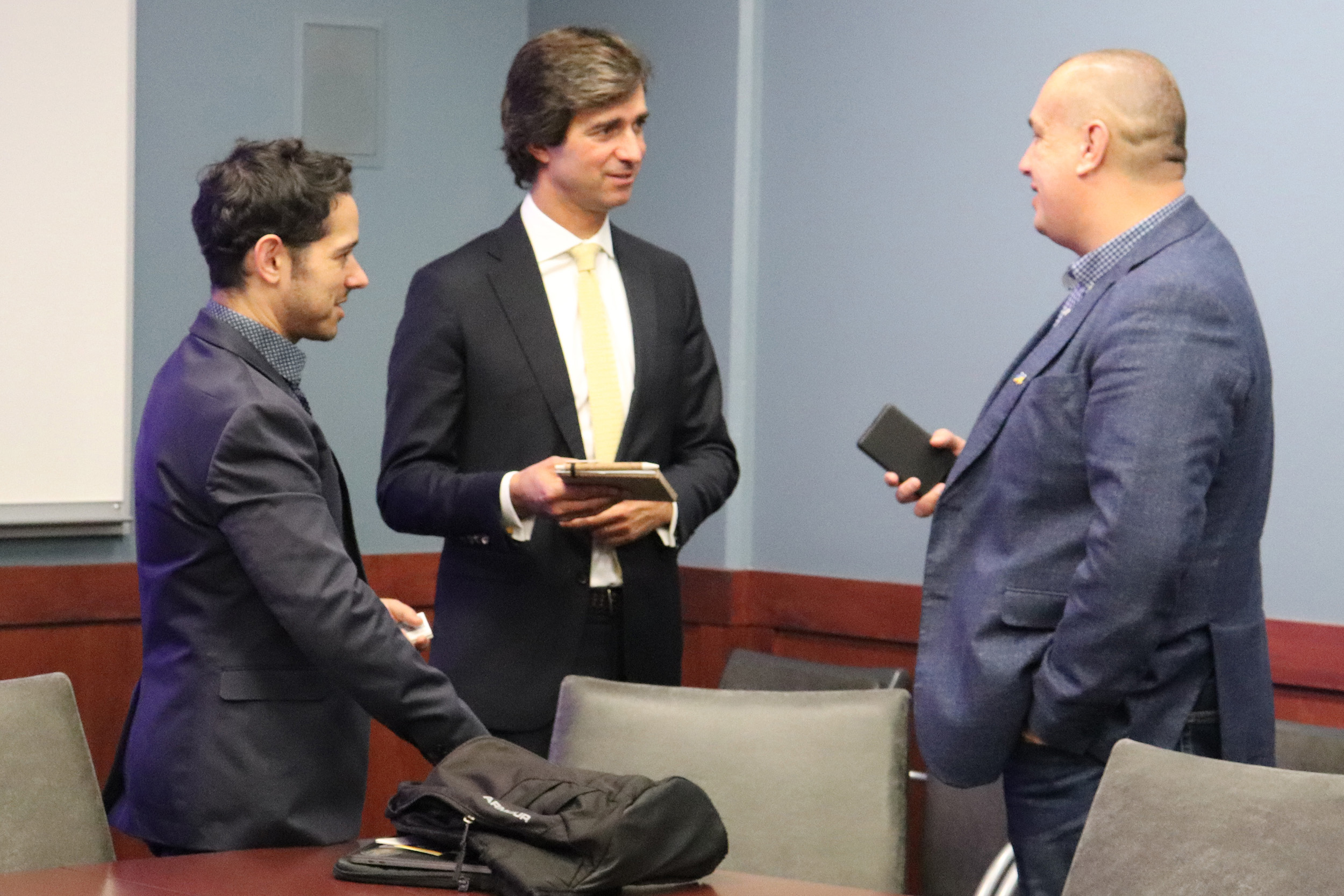 Audience members talk to presenters at Engineering Innovative Paths and Pacts between US and EU towards a Sustainable Environment Audience members talk to presenters at Engineering Innovative Paths and Pacts between US and EU towards a Sustainable Environment