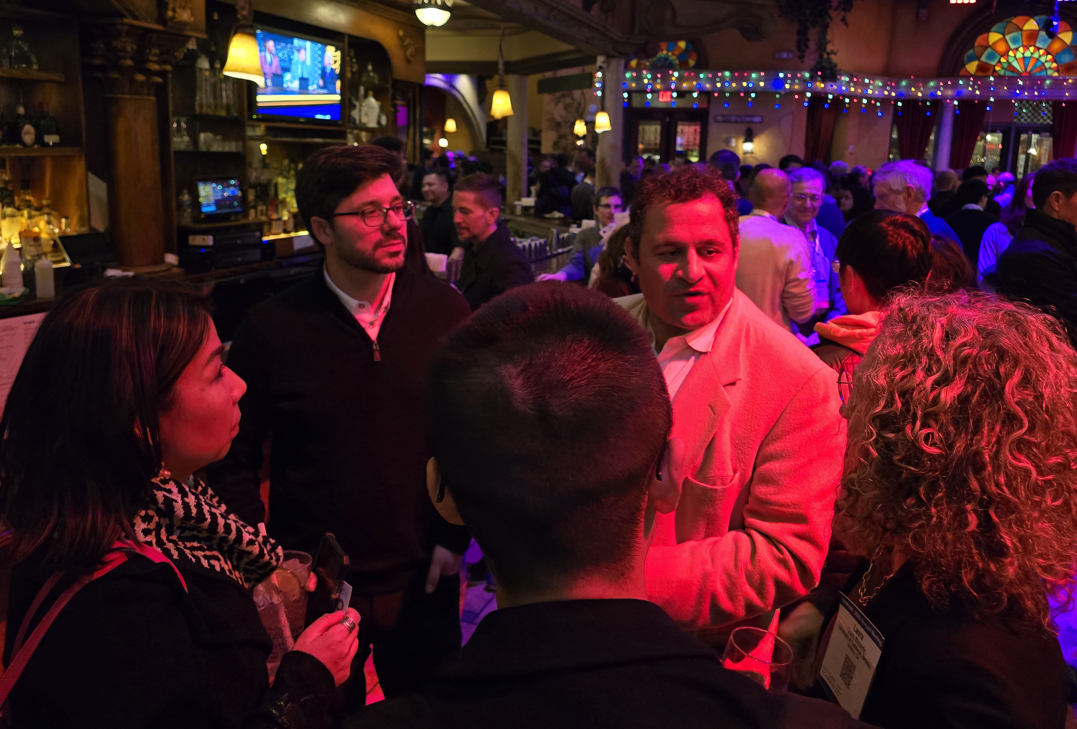 ITS Berkeley students, faculty, staff, alumni, and friends packed Cuba Libre for the ITS Berkeley reception.