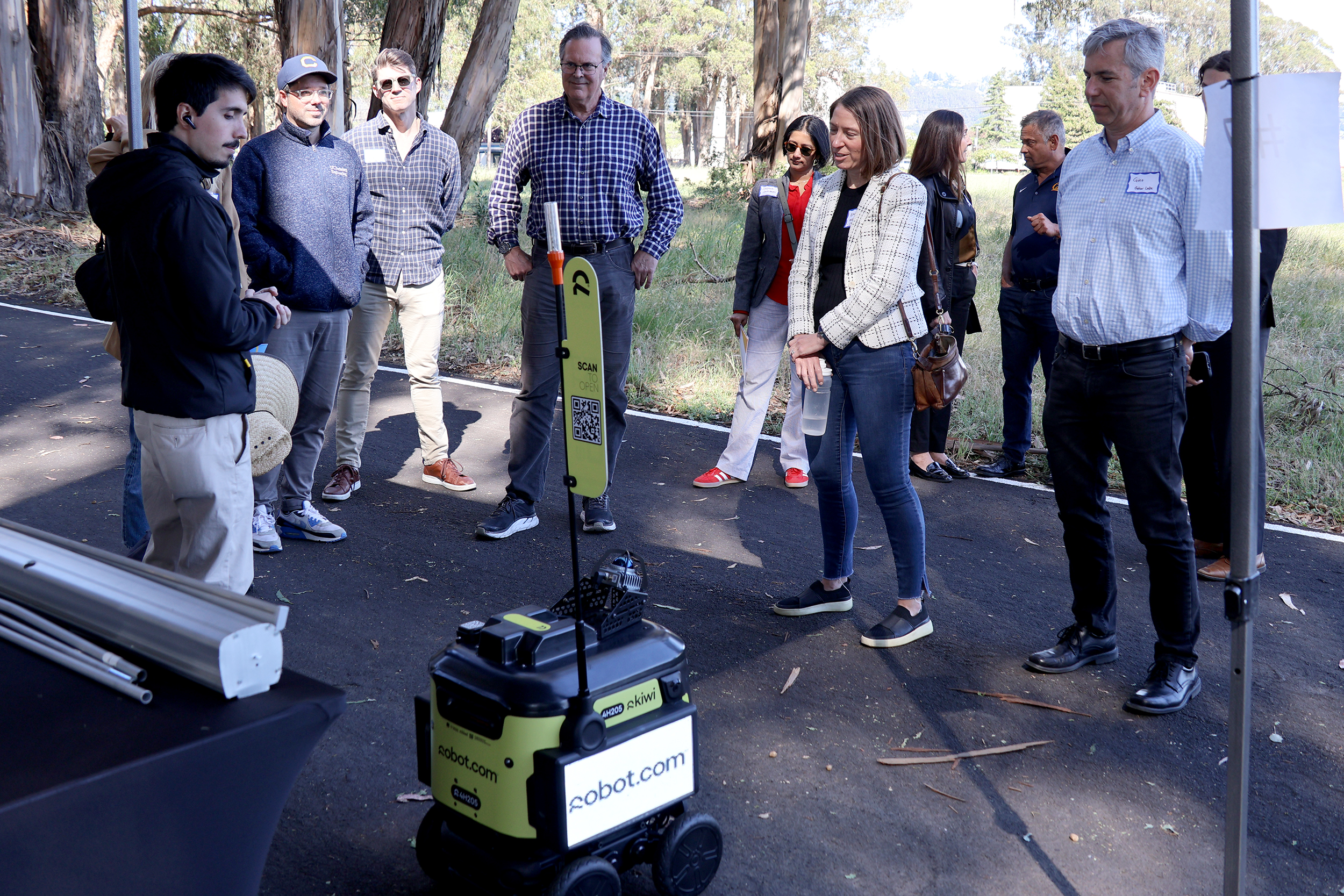Kiwibot demonstration