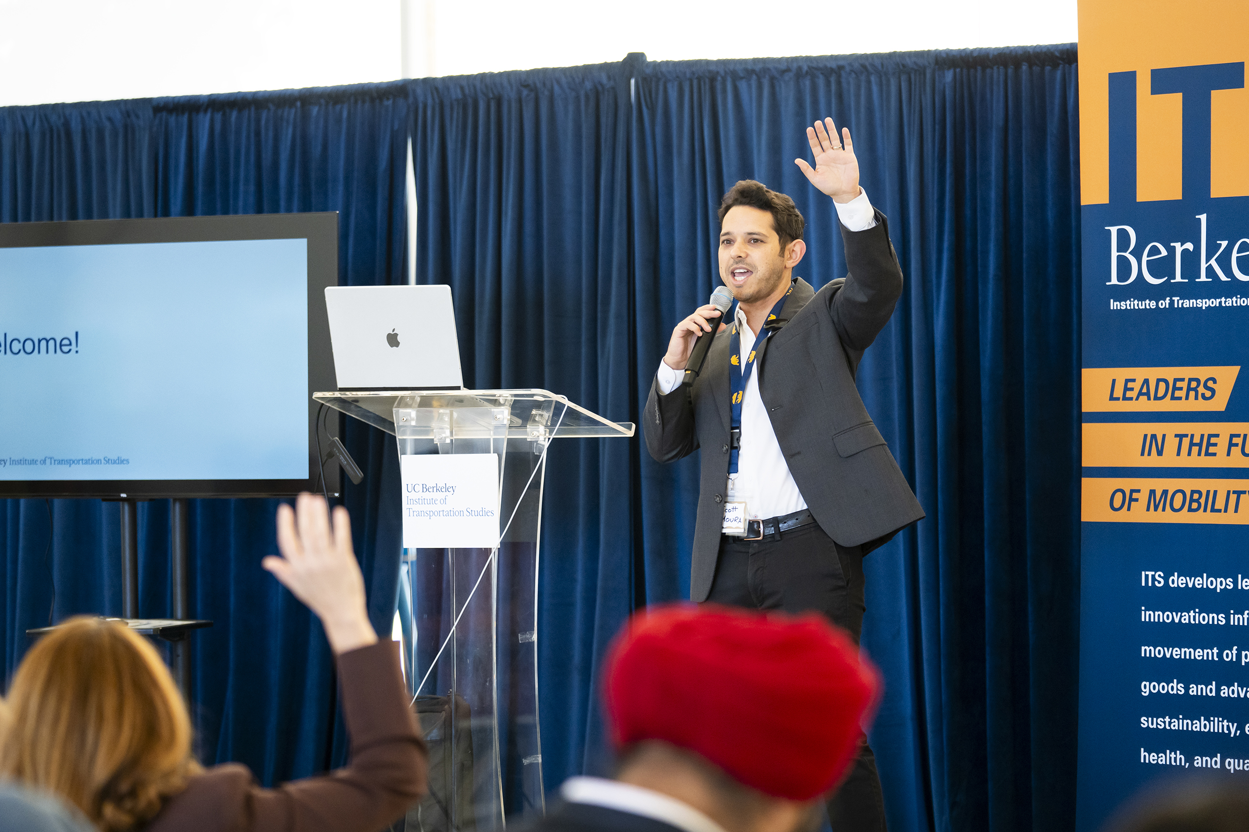 Scott Moura Welcomes Guests