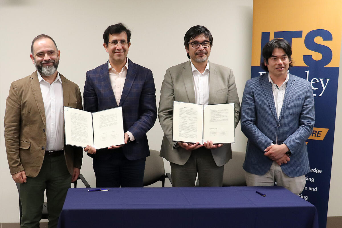 ITS Director Daniel Rodriguez signs a memorandum of intent with Chilean delegates ITS Director Daniel Rodriguez signs a memorandum of intent with Chilean delegates