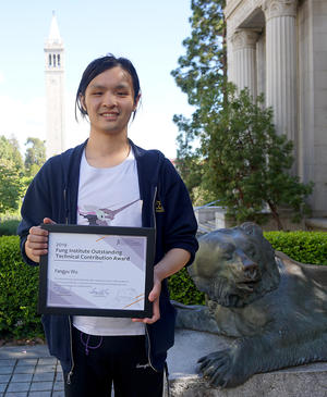 Fangyu Wu with award